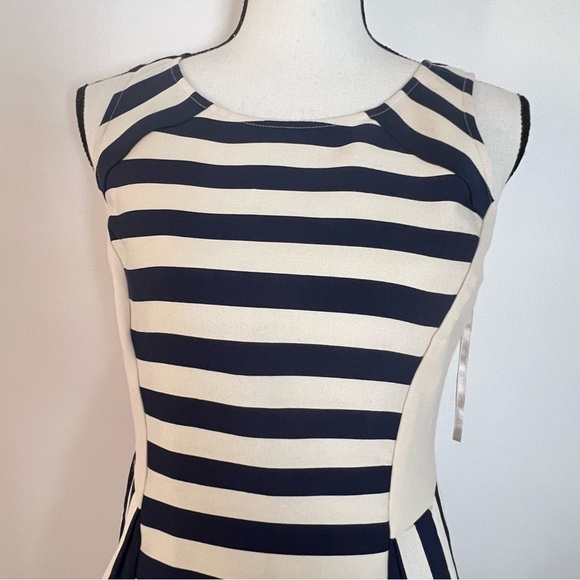 DKNY Navy and Cream Striped Fit and Flare Dress Size 4 - Picture 11 of 12